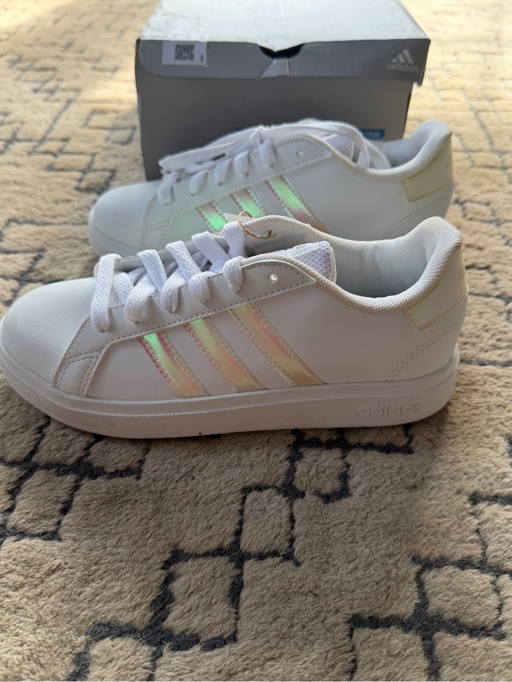 adidas Kids White Sneakers with Iridescent Three Stripes NWT NIB